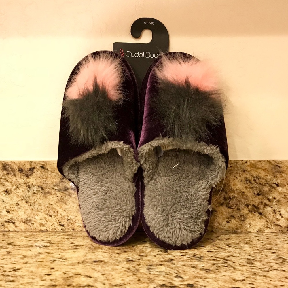 Cuddleduds Purple slippers, new, Women’s 7-8